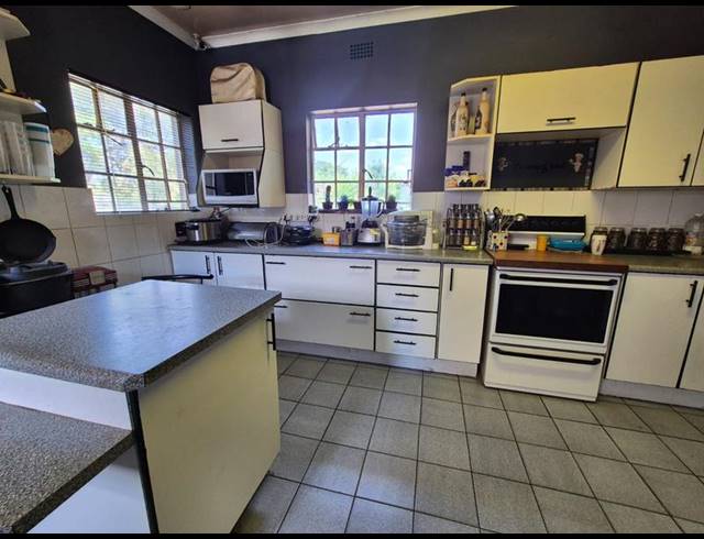 3 BEDROOM HOUSE FOR SALE IN BRACKENDOWNS